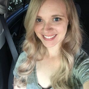 Meet your Posher, Sara